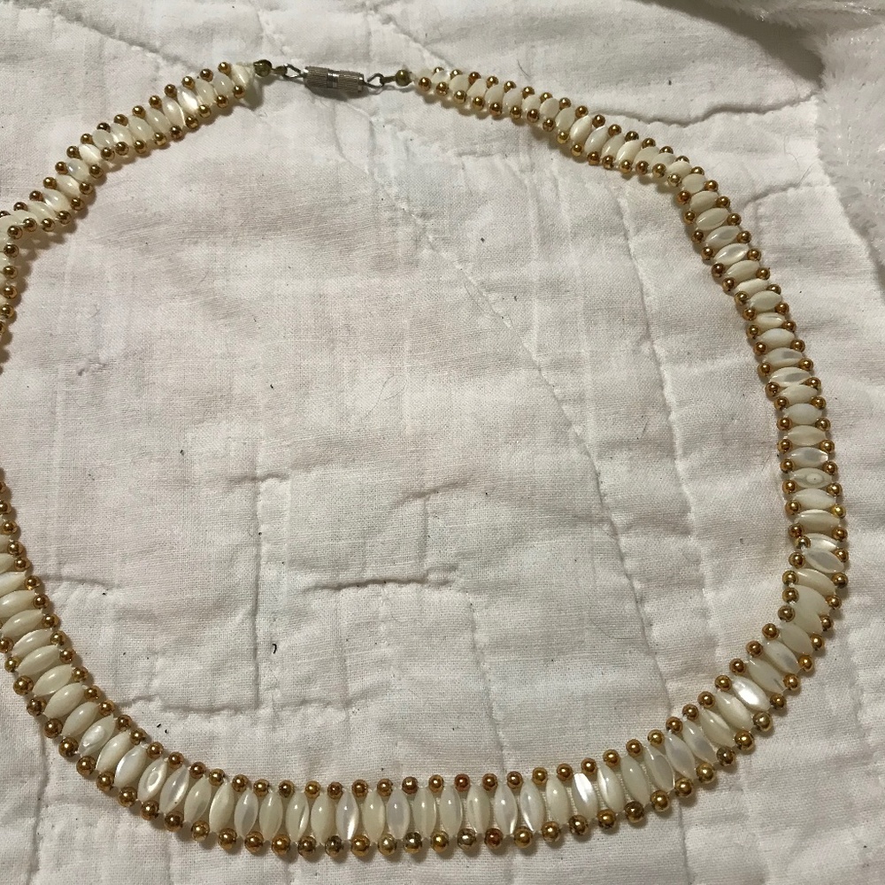Vintage white stone trim with tiny gold beads choker